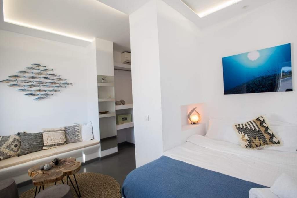 Jonaz Suites Aparthotel